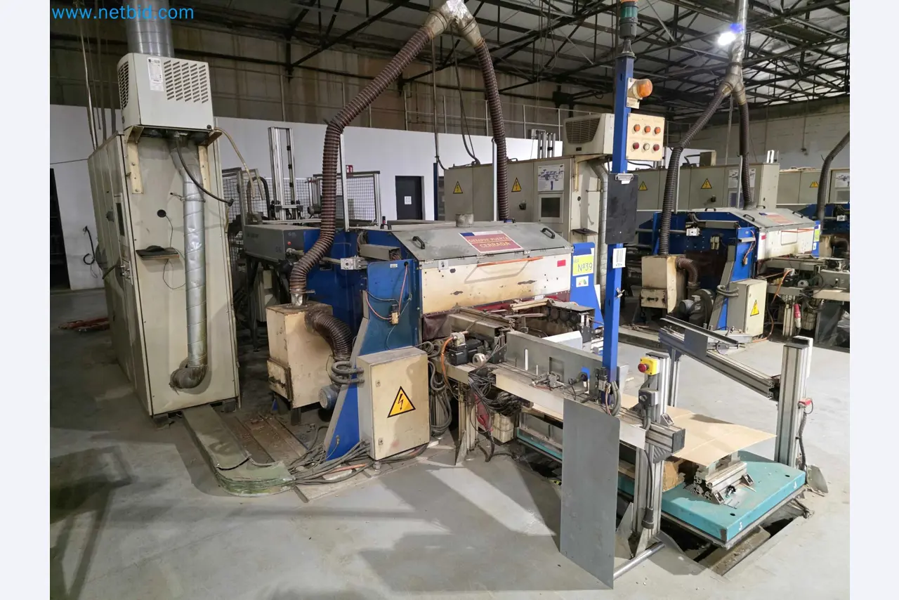 Liquidação de empresas - Máquinas de embalagem usadas para embalagem de frutas e legumes (linha de produção de MDF)-1