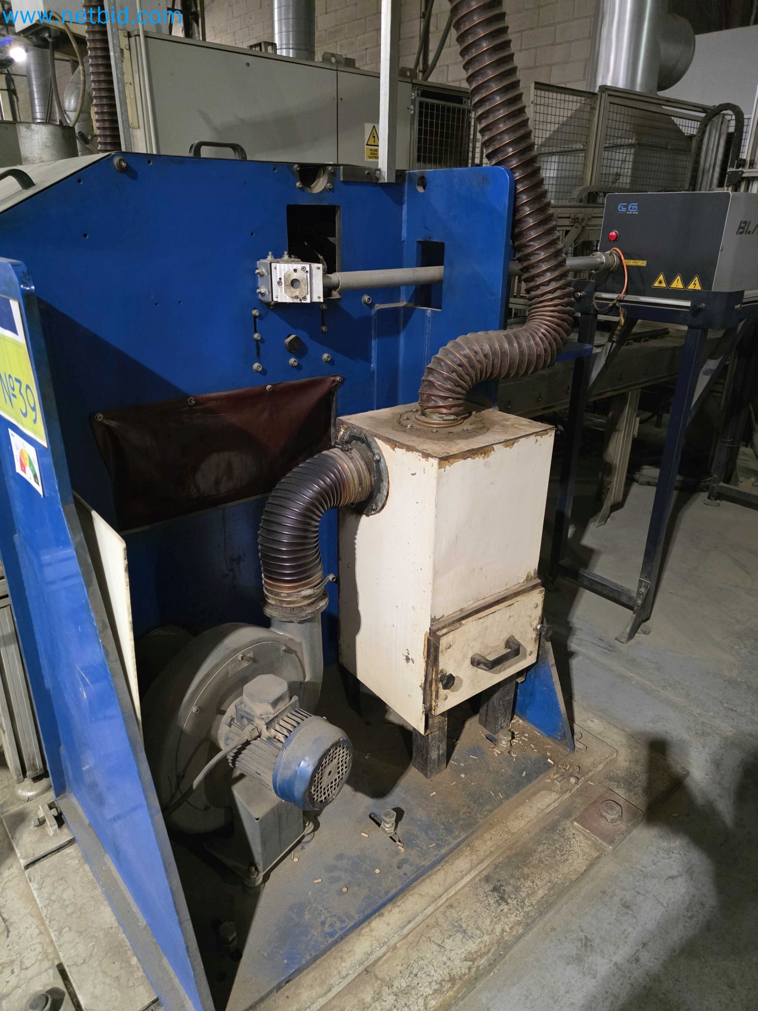 Liquidação de empresas - Máquinas de embalagem usadas para embalagem de frutas e legumes (linha de produção de MDF)-8