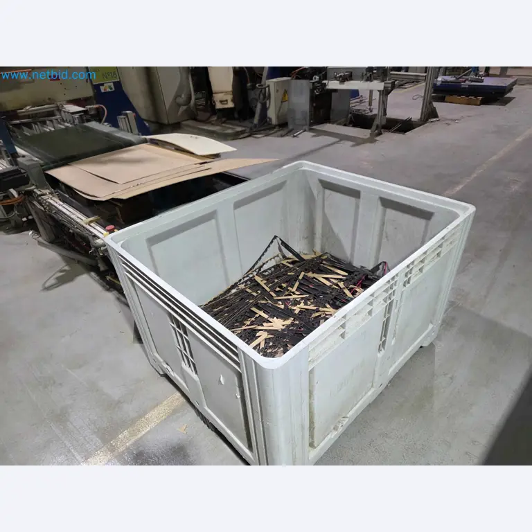 Subasta por Cierre de Fábrica – Maquinaria de Embalaje Usada para Frutas y Verduras (Línea de Producción MDF)-12