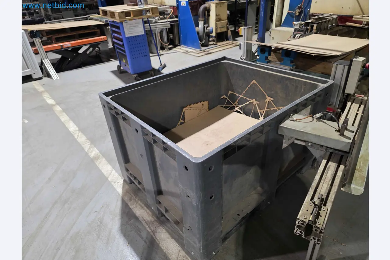 Subasta por Cierre de Fábrica – Maquinaria de Embalaje Usada para Frutas y Verduras (Línea de Producción MDF)-9