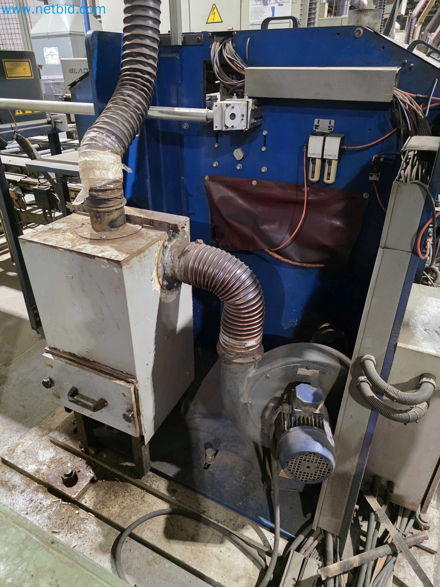 Subasta por Cierre de Fábrica – Maquinaria de Embalaje Usada para Frutas y Verduras (Línea de Producción MDF)-11