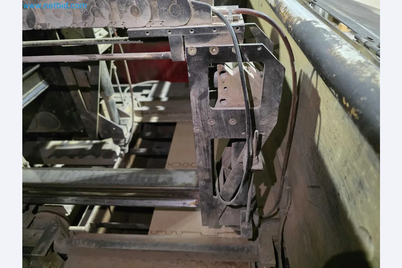 Betriebsauflösung – Gebrauchte Verpackungsmaschinen für Obst- und Gemüseverpackung (MDF Produktionslinie)-9