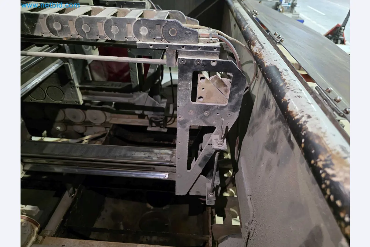 Vente aux enchères pour fermeture d’usine – Machines d’emballage d’occasion pour fruits et légumes (ligne de production MDF)-10