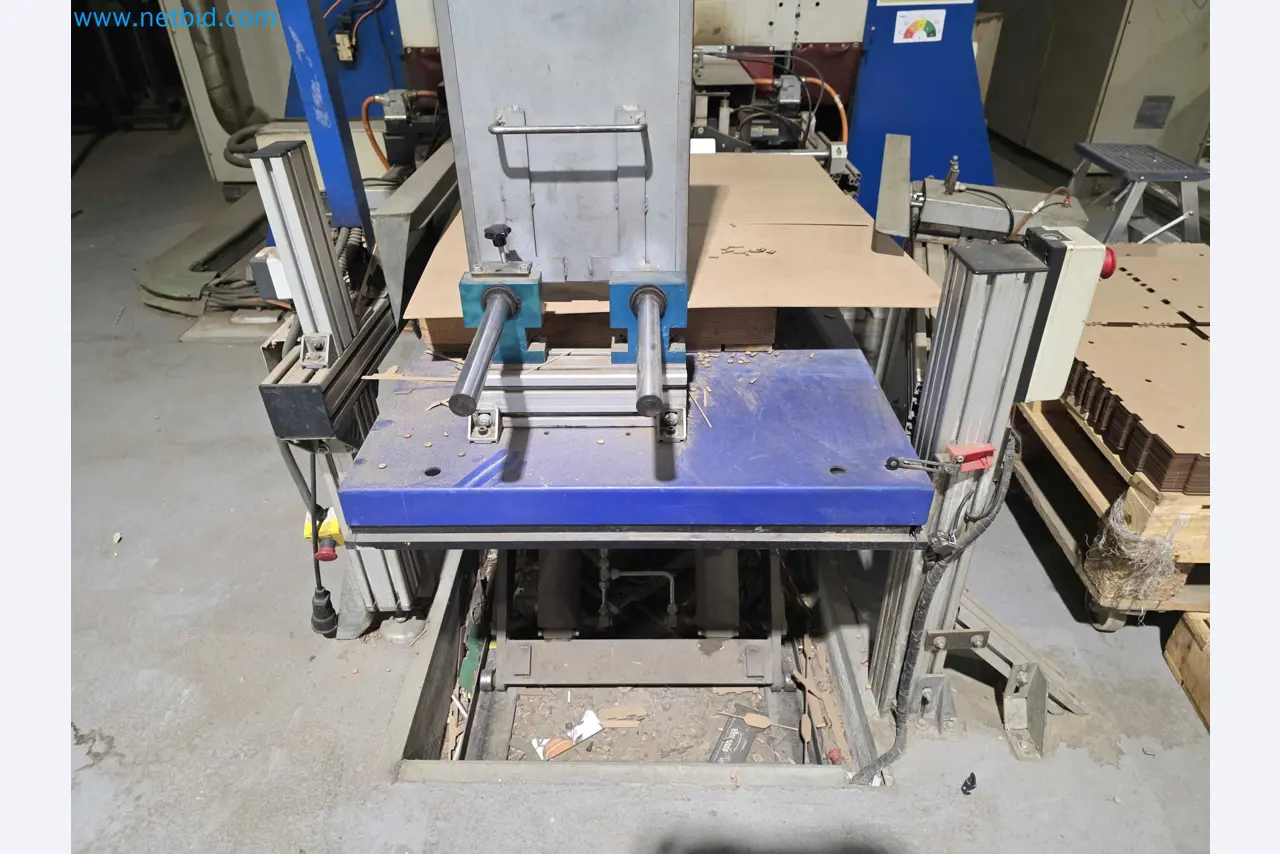 Vente aux enchères pour fermeture d’usine – Machines d’emballage d’occasion pour fruits et légumes (ligne de production MDF)-4