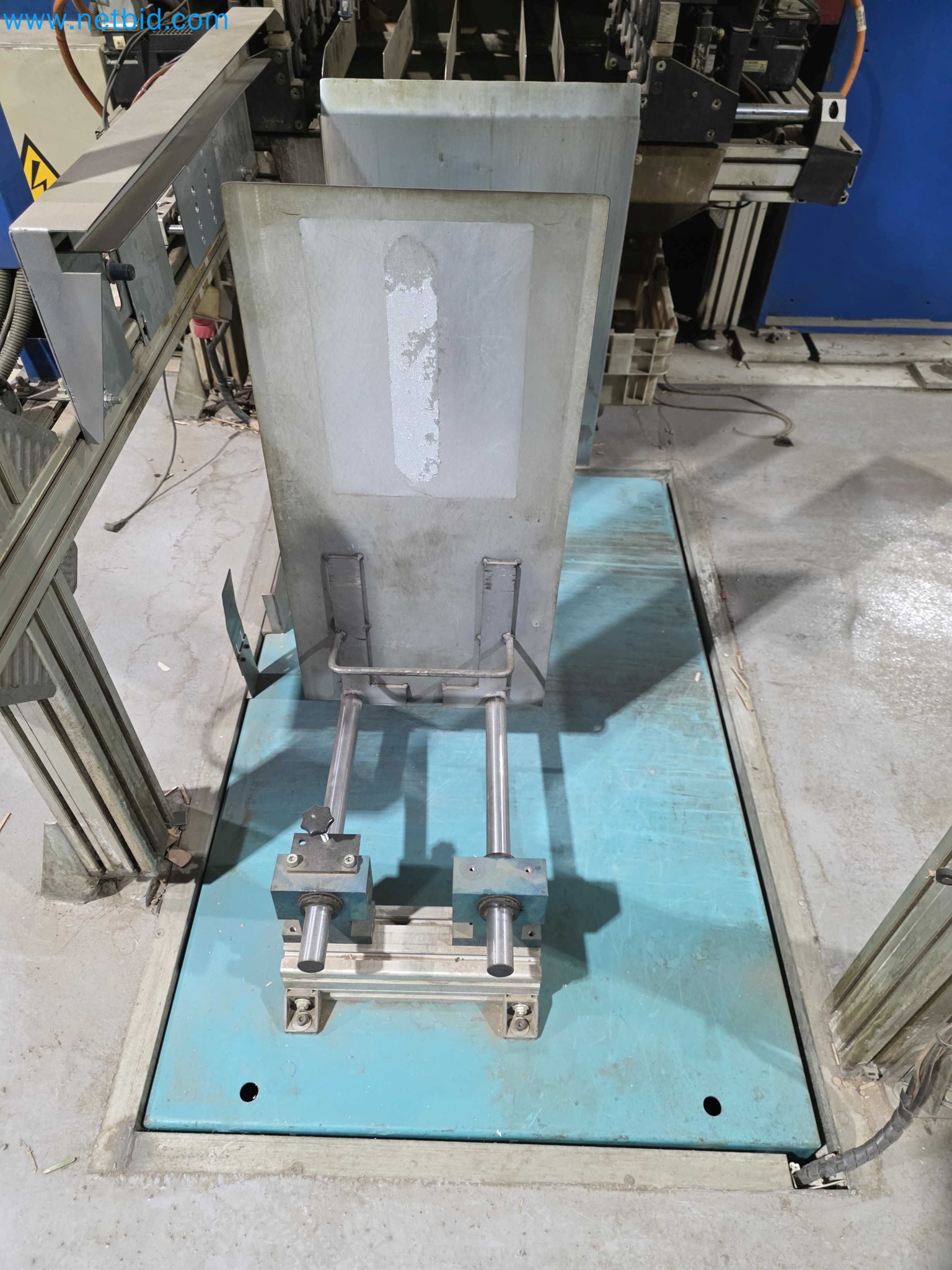 Likvidace podniku - Použité balicí stroje na balení ovoce a zeleniny (výrobní linka MDF)-7