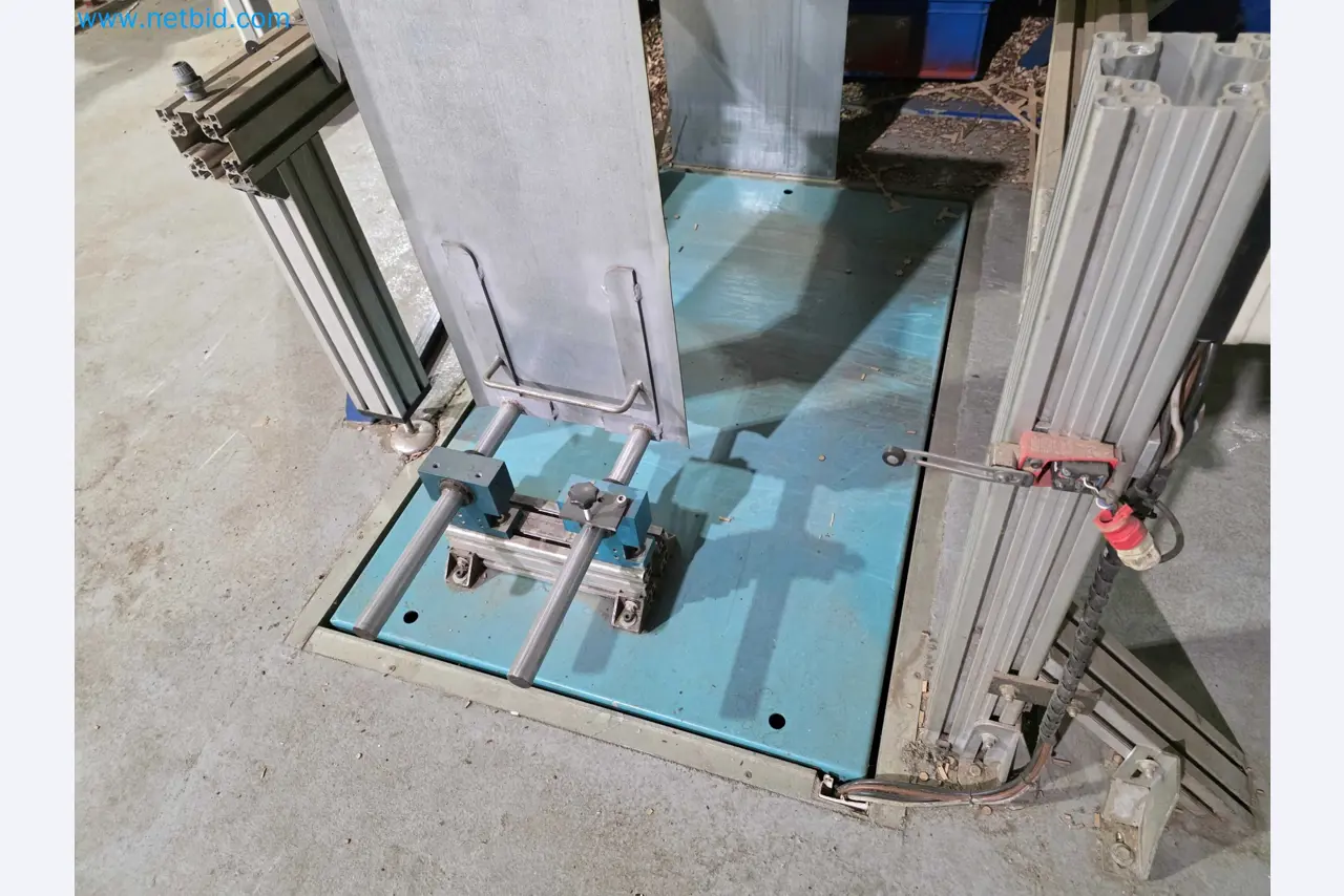 Likvidace podniku - Použité balicí stroje na balení ovoce a zeleniny (výrobní linka MDF)-4