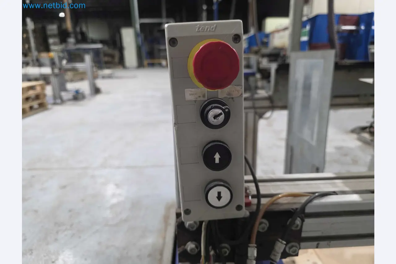 Likvidace podniku - Použité balicí stroje na balení ovoce a zeleniny (výrobní linka MDF)-8