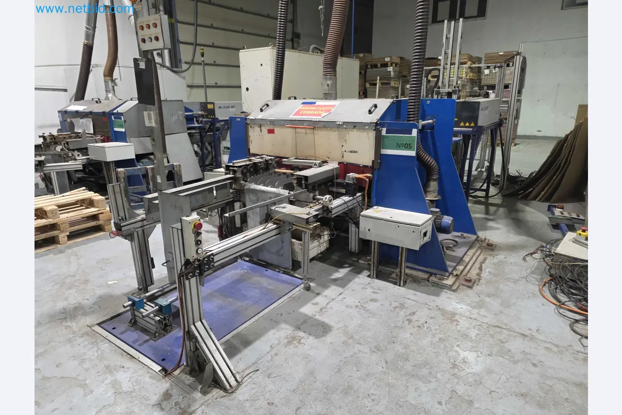 Likvidace podniku - Použité balicí stroje na balení ovoce a zeleniny (výrobní linka MDF)-1