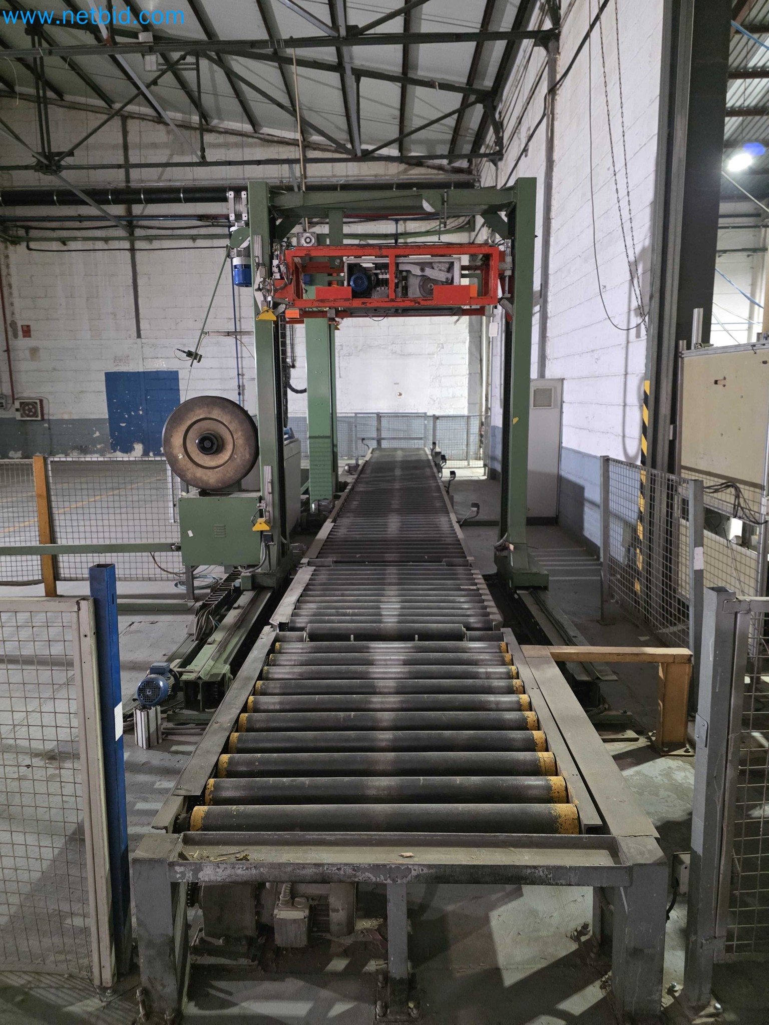 Likvidace podniku - Použité balicí stroje na balení ovoce a zeleniny (výrobní linka MDF)-2