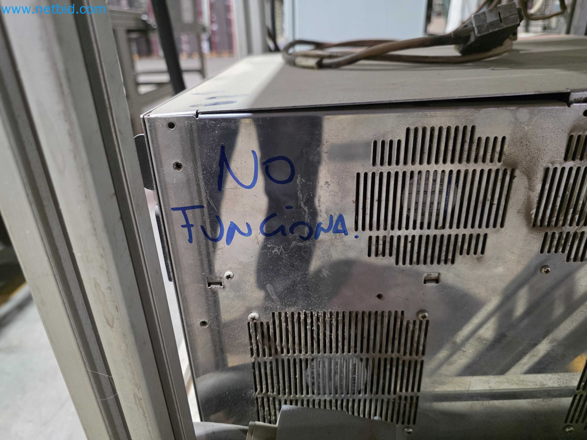 Likvidace podniku - Použité balicí stroje na balení ovoce a zeleniny (výrobní linka MDF)-18