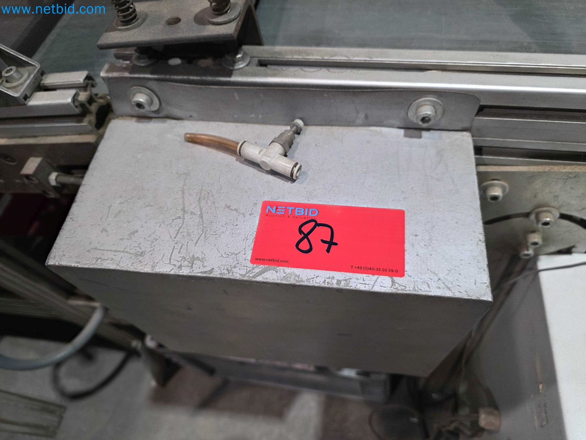 Likvidace podniku - Použité balicí stroje na balení ovoce a zeleniny (výrobní linka MDF)-12