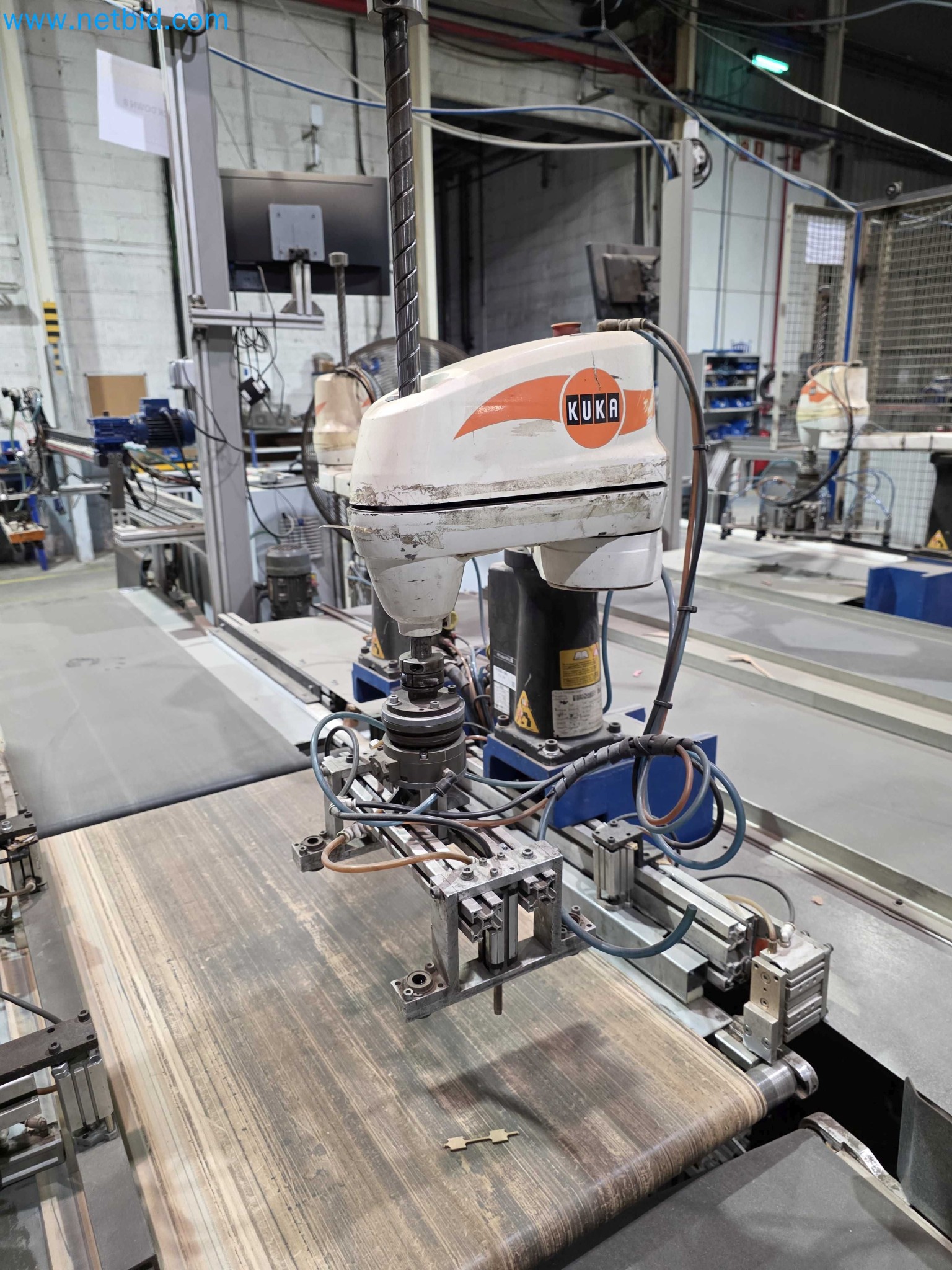 Likvidace podniku - Použité balicí stroje na balení ovoce a zeleniny (výrobní linka MDF)-11