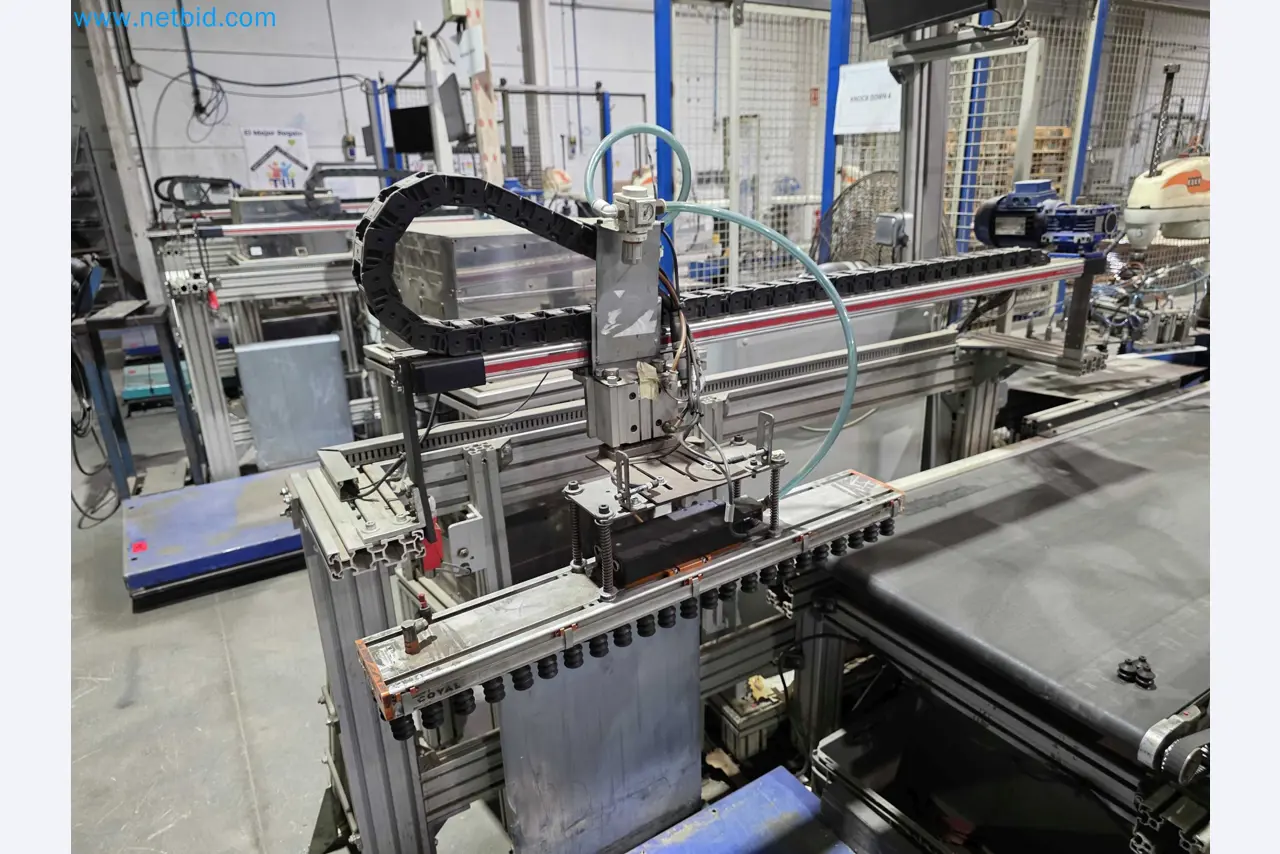 Likvidace podniku - Použité balicí stroje na balení ovoce a zeleniny (výrobní linka MDF)-8