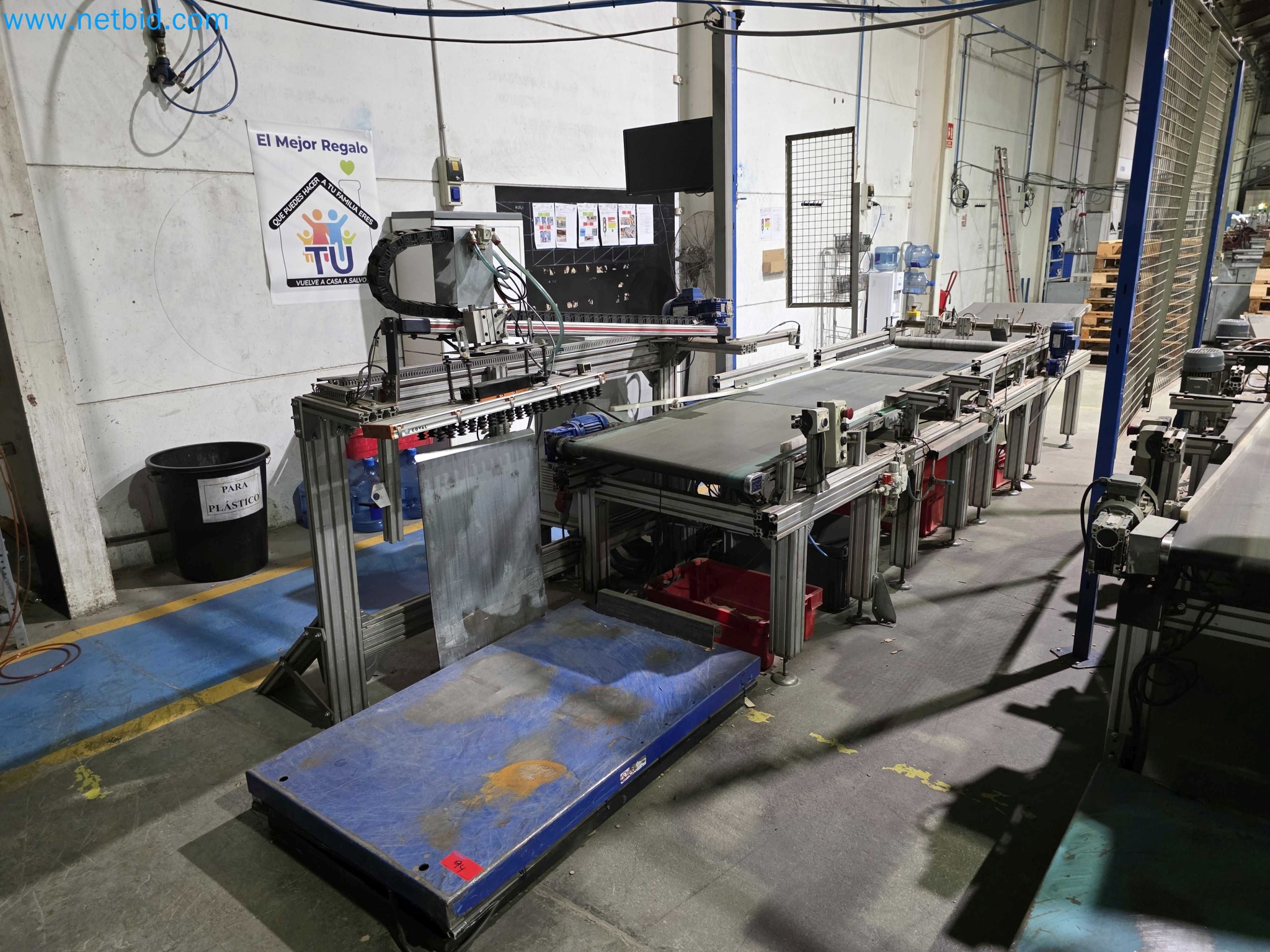 Likvidace podniku - Použité balicí stroje na balení ovoce a zeleniny (výrobní linka MDF)-1