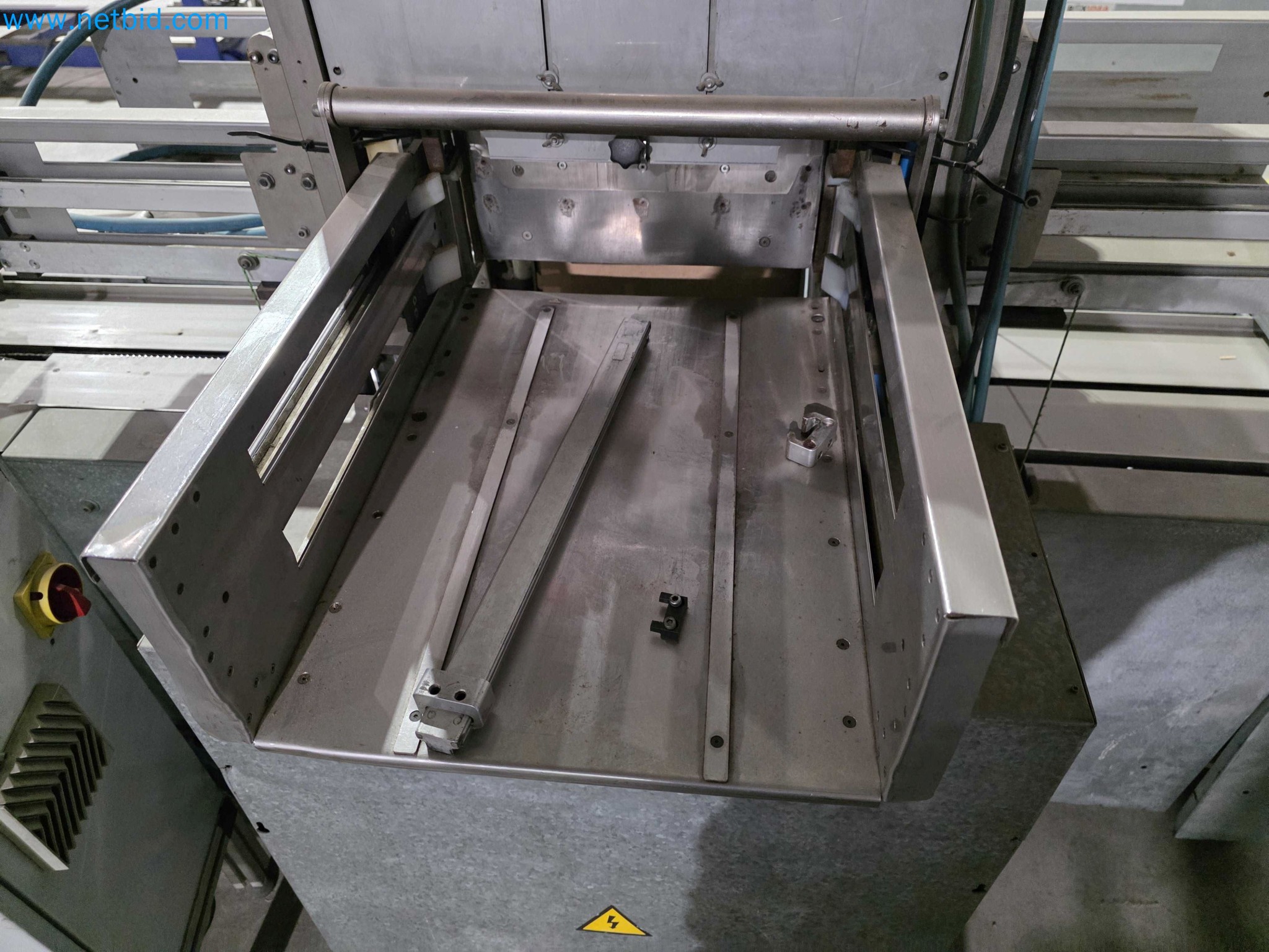 Likvidace podniku - Použité balicí stroje na balení ovoce a zeleniny (výrobní linka MDF)-9