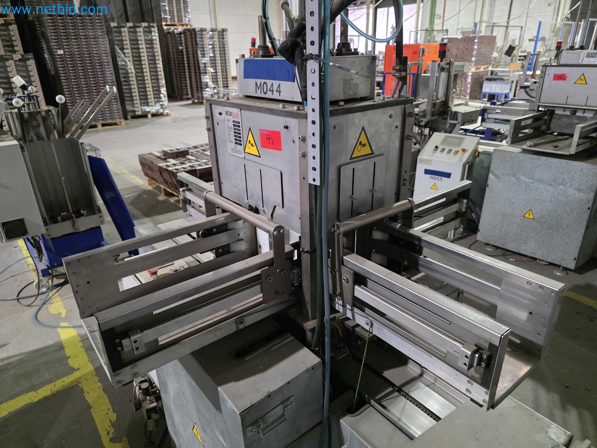 Likvidace podniku - Použité balicí stroje na balení ovoce a zeleniny (výrobní linka MDF)-5