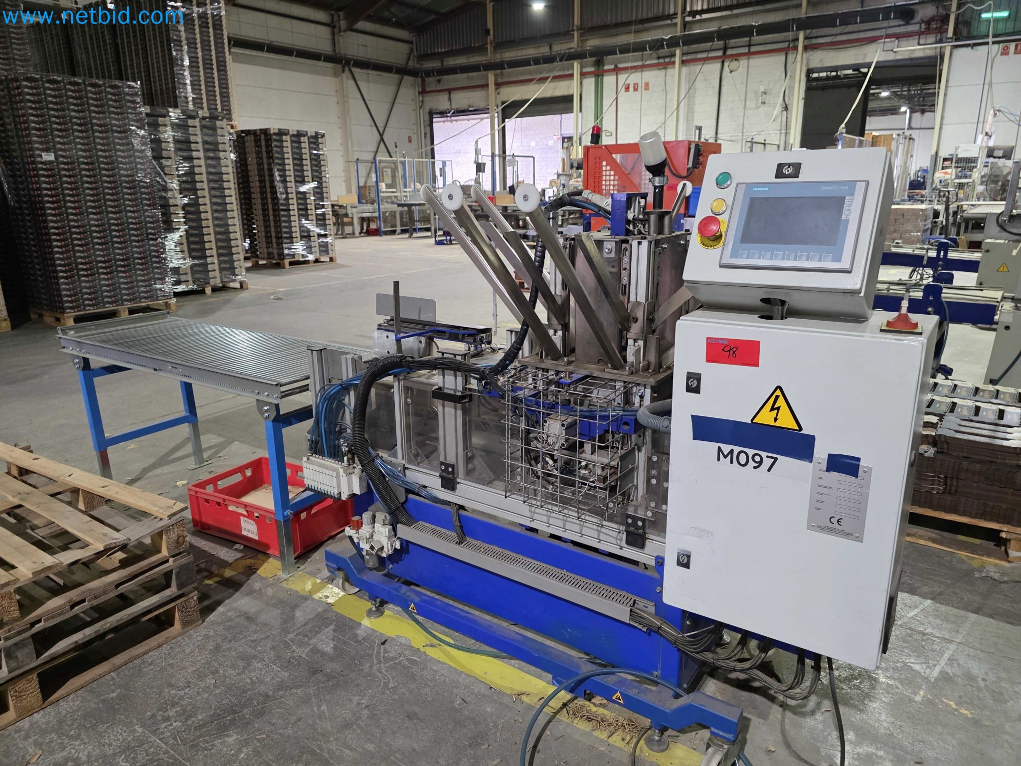 Likvidace podniku - Použité balicí stroje na balení ovoce a zeleniny (výrobní linka MDF)-1