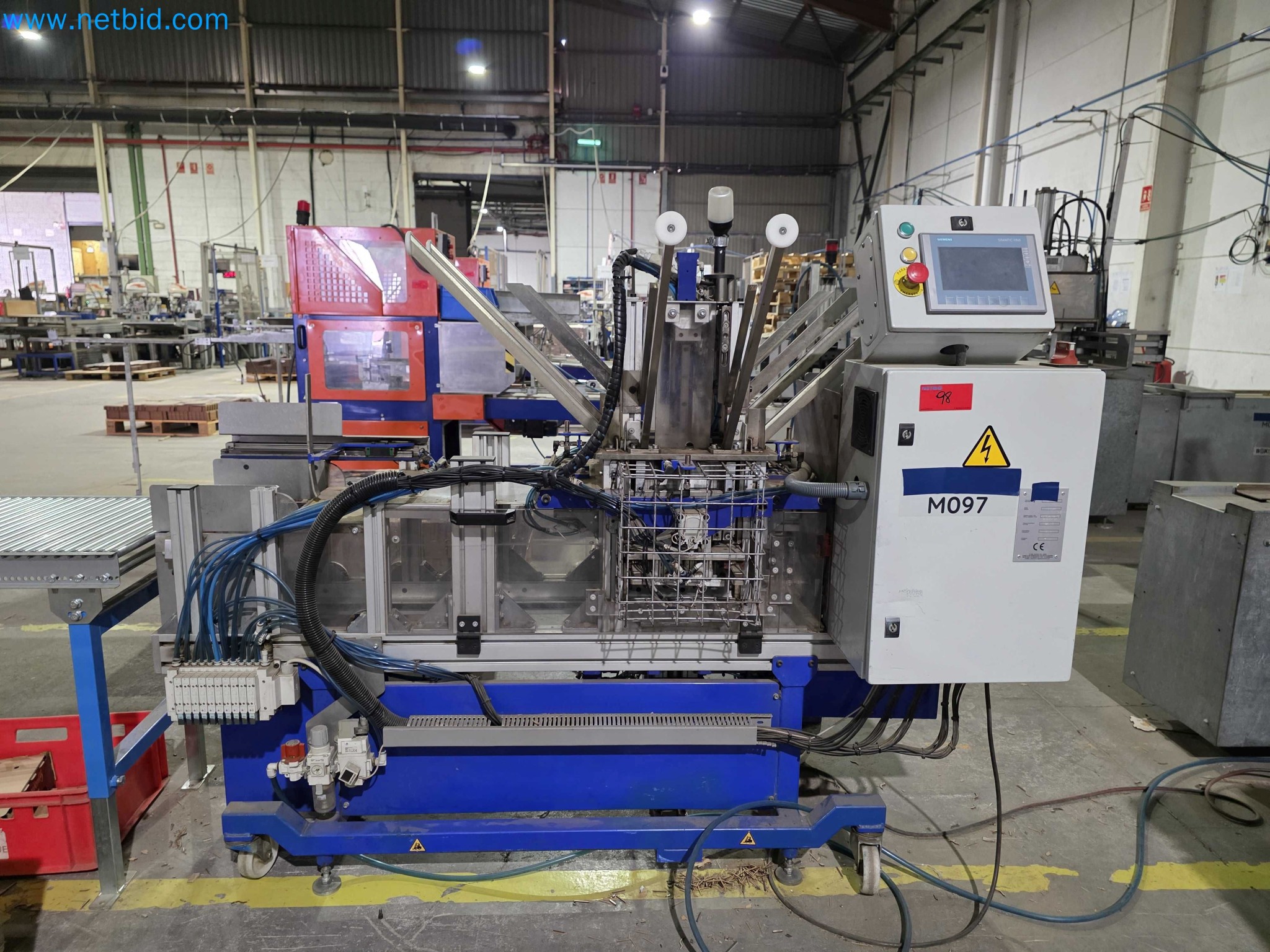 Likvidace podniku - Použité balicí stroje na balení ovoce a zeleniny (výrobní linka MDF)-5