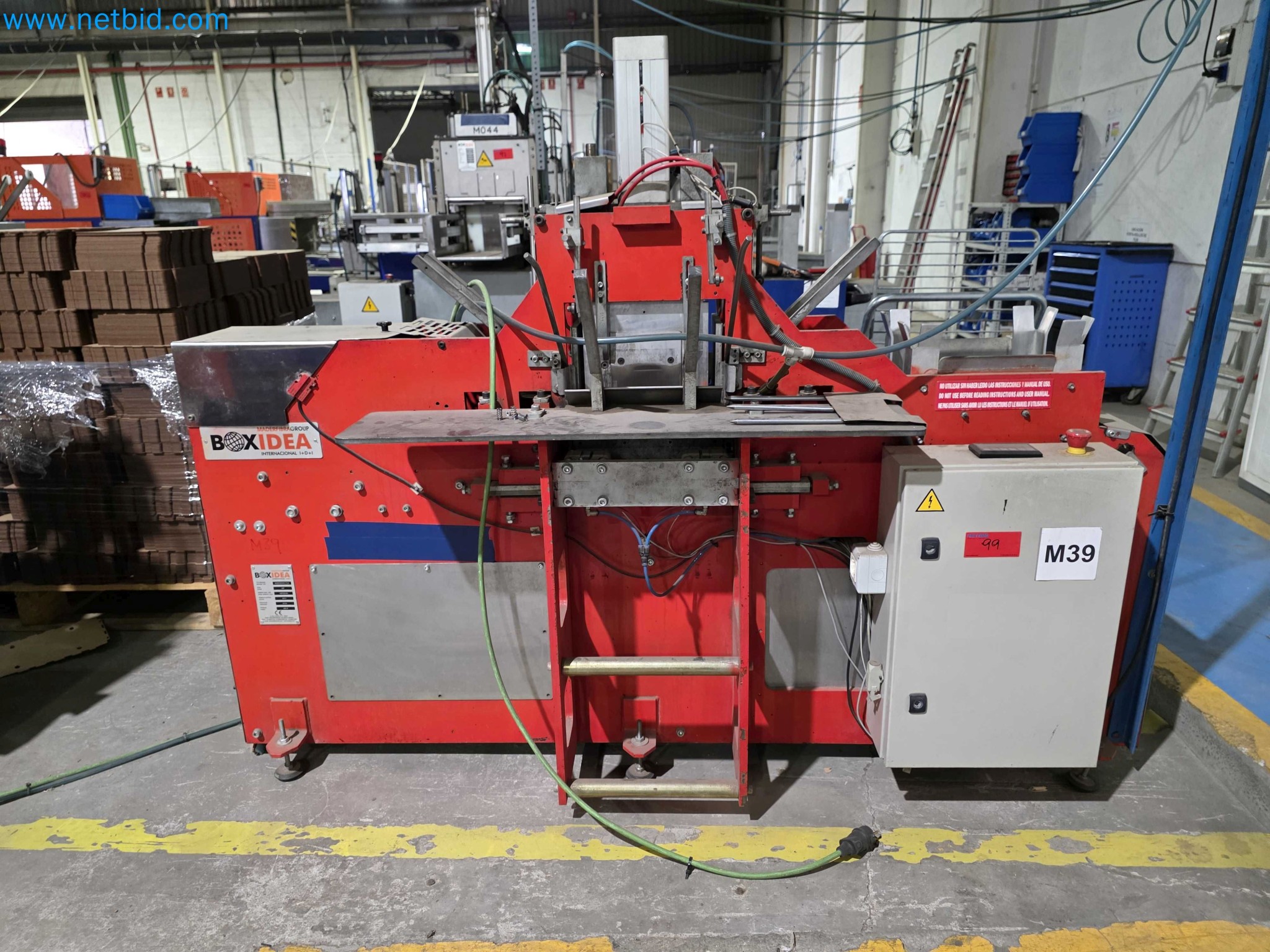 Likvidace podniku - Použité balicí stroje na balení ovoce a zeleniny (výrobní linka MDF)-1