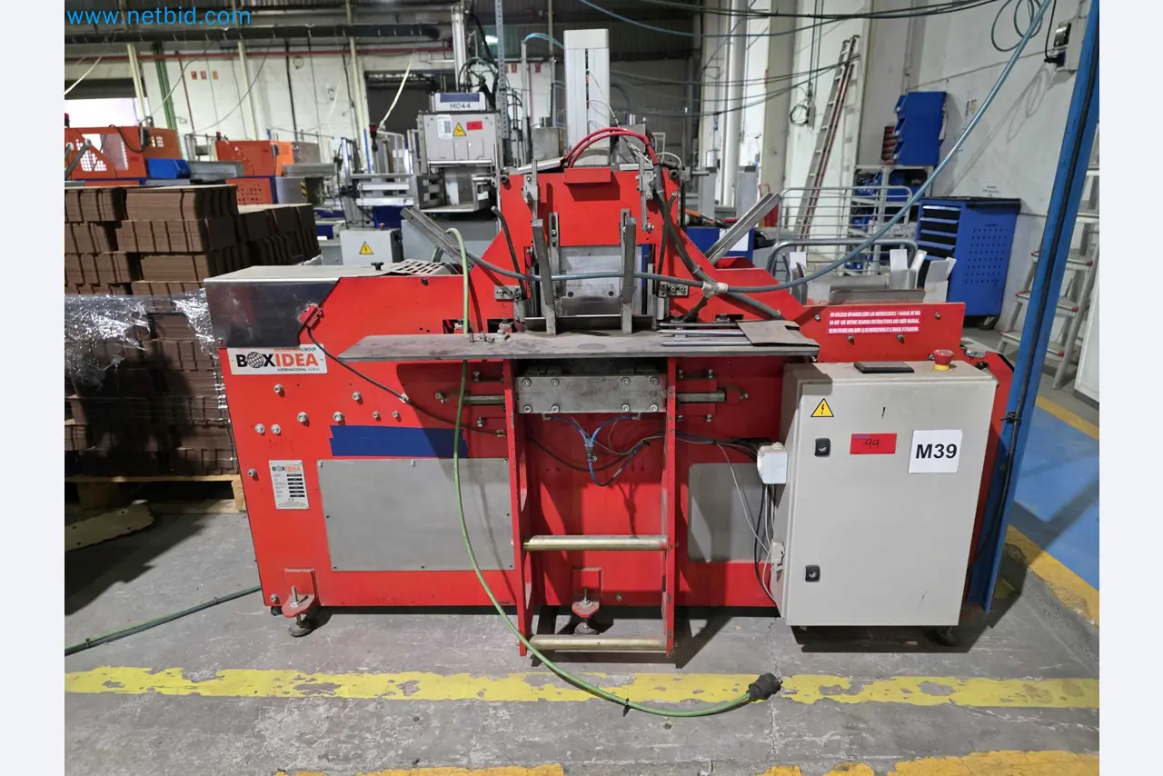 Likvidace podniku - Použité balicí stroje na balení ovoce a zeleniny (výrobní linka MDF)-1