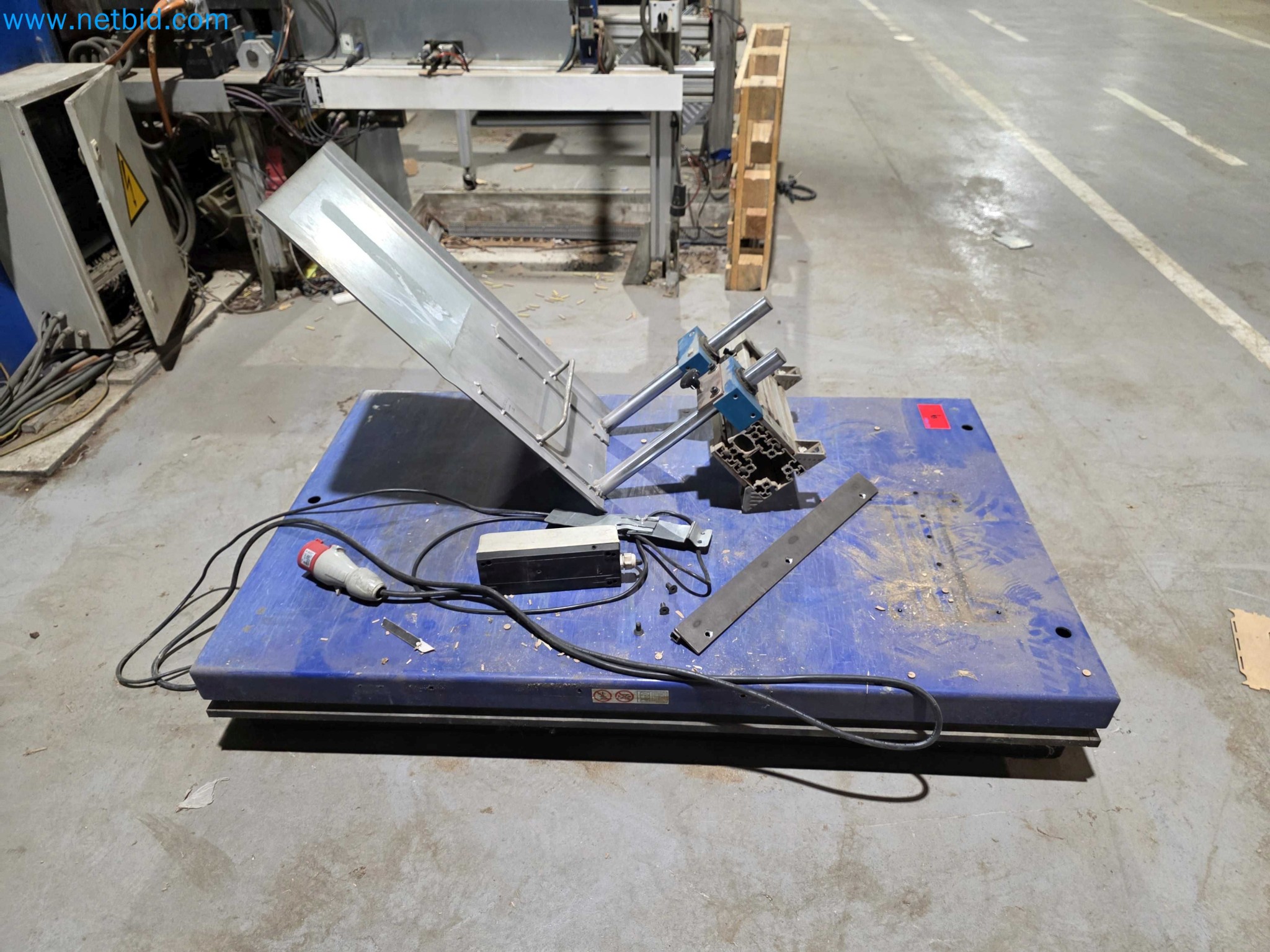 Likvidace podniku - Použité balicí stroje na balení ovoce a zeleniny (výrobní linka MDF)-4