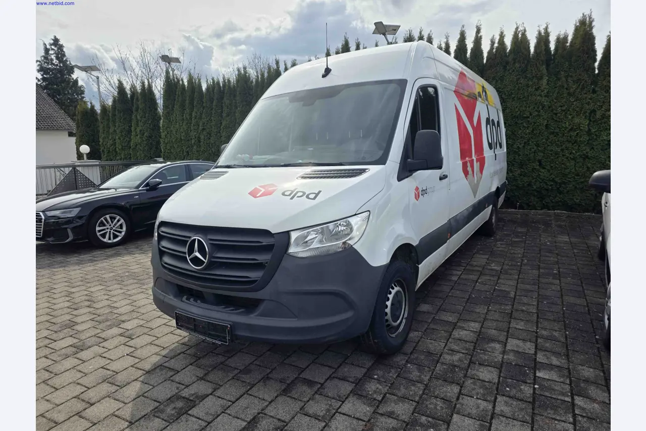 Courier, express, and package delivery services; package transport; freight forwarding; logistics-10