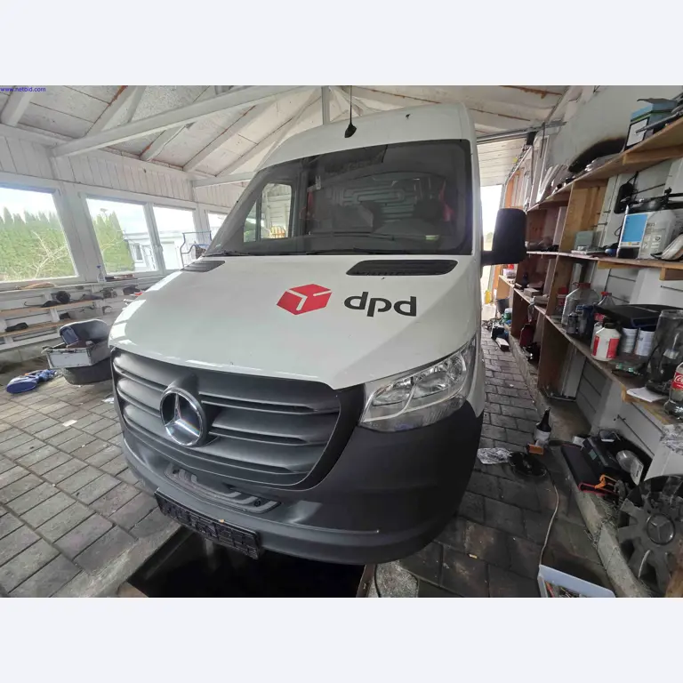 Courier, express, and package delivery services; package transport; freight forwarding; logistics-1