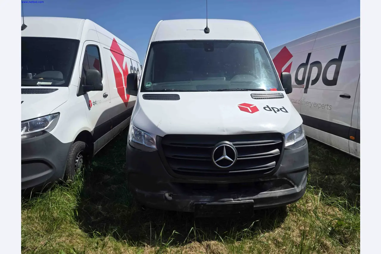 Courier, express, and package delivery services; package transport; freight forwarding; logistics-10