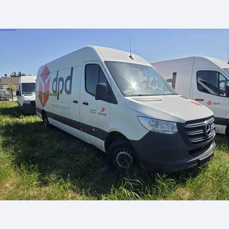 Courier, express, and package delivery services; package transport; freight forwarding; logistics-10