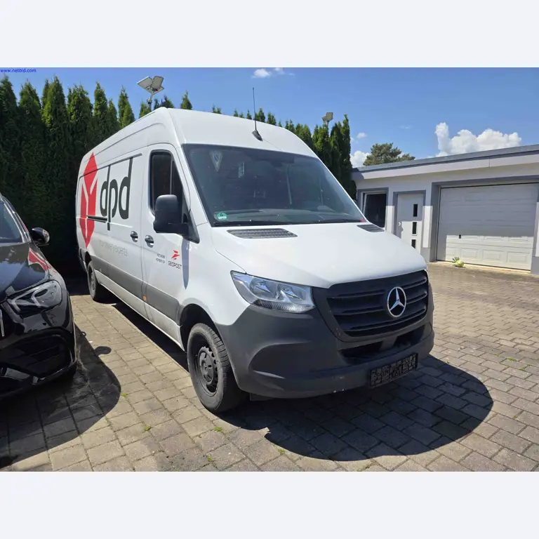 Courier, express, and package delivery services; package transport; freight forwarding; logistics-3