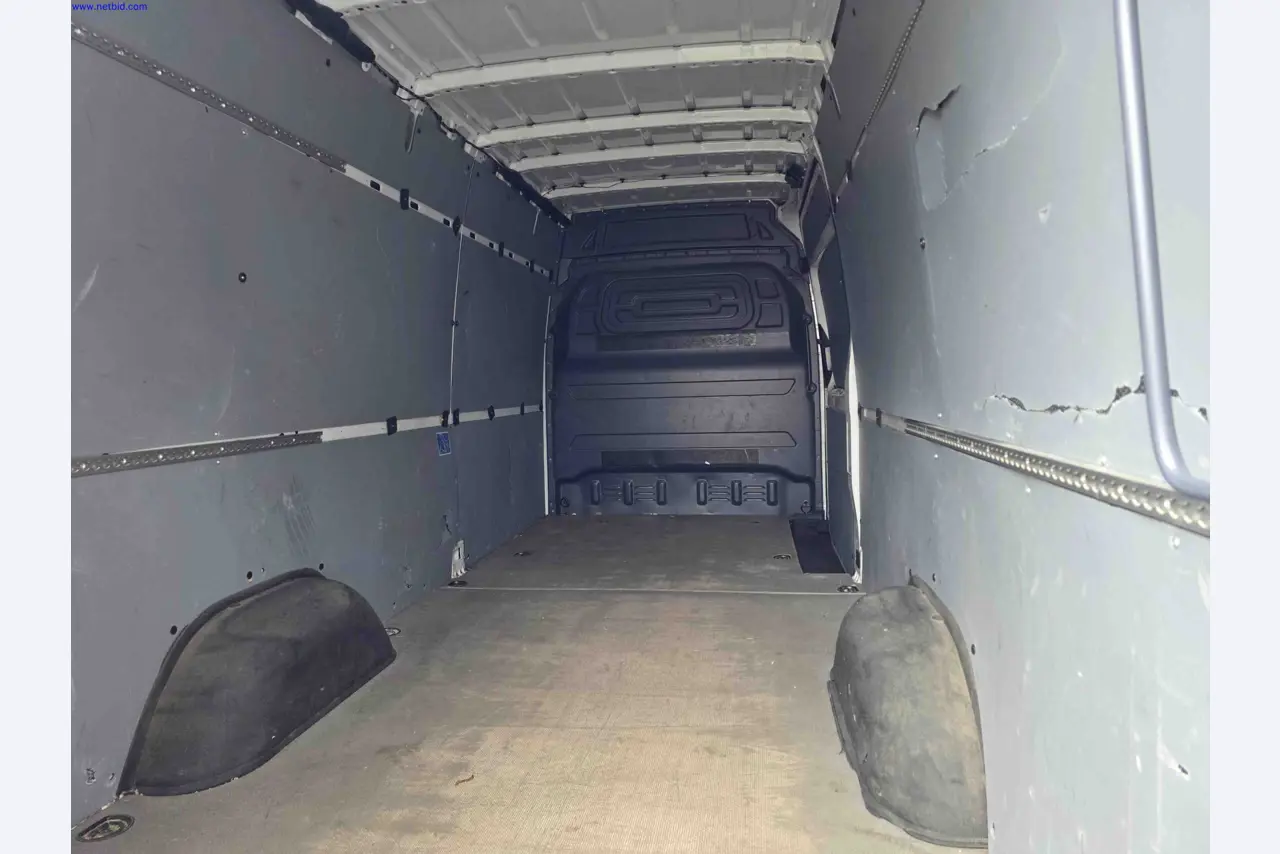 Courier, Express, and Parcel Services, Parcel Shipping, Freight Forwarding, Logistics-23
