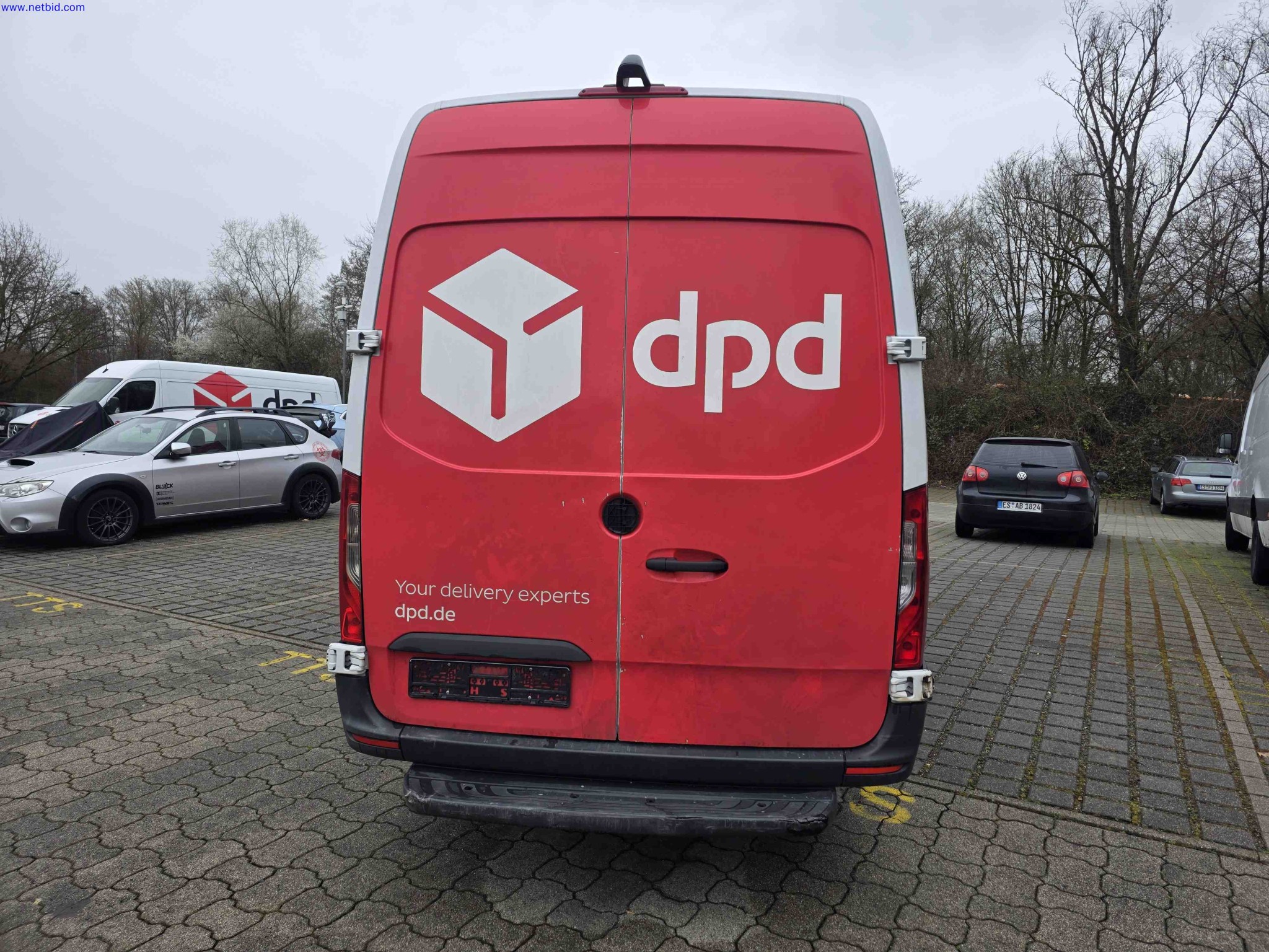 Kurier-, Express- und Paketdienst, Paket-Transporte, Spedition, Logistik-2