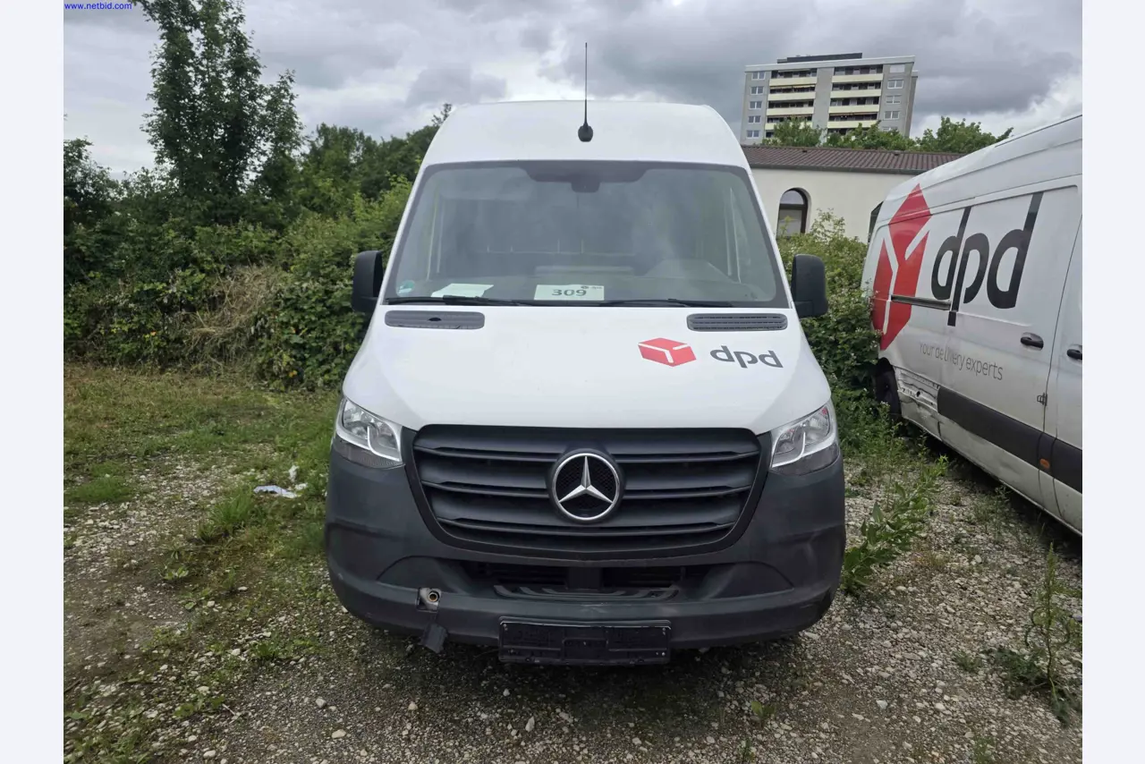 Courier, Express, and Parcel Services, Parcel Shipping, Freight Forwarding, Logistics-32