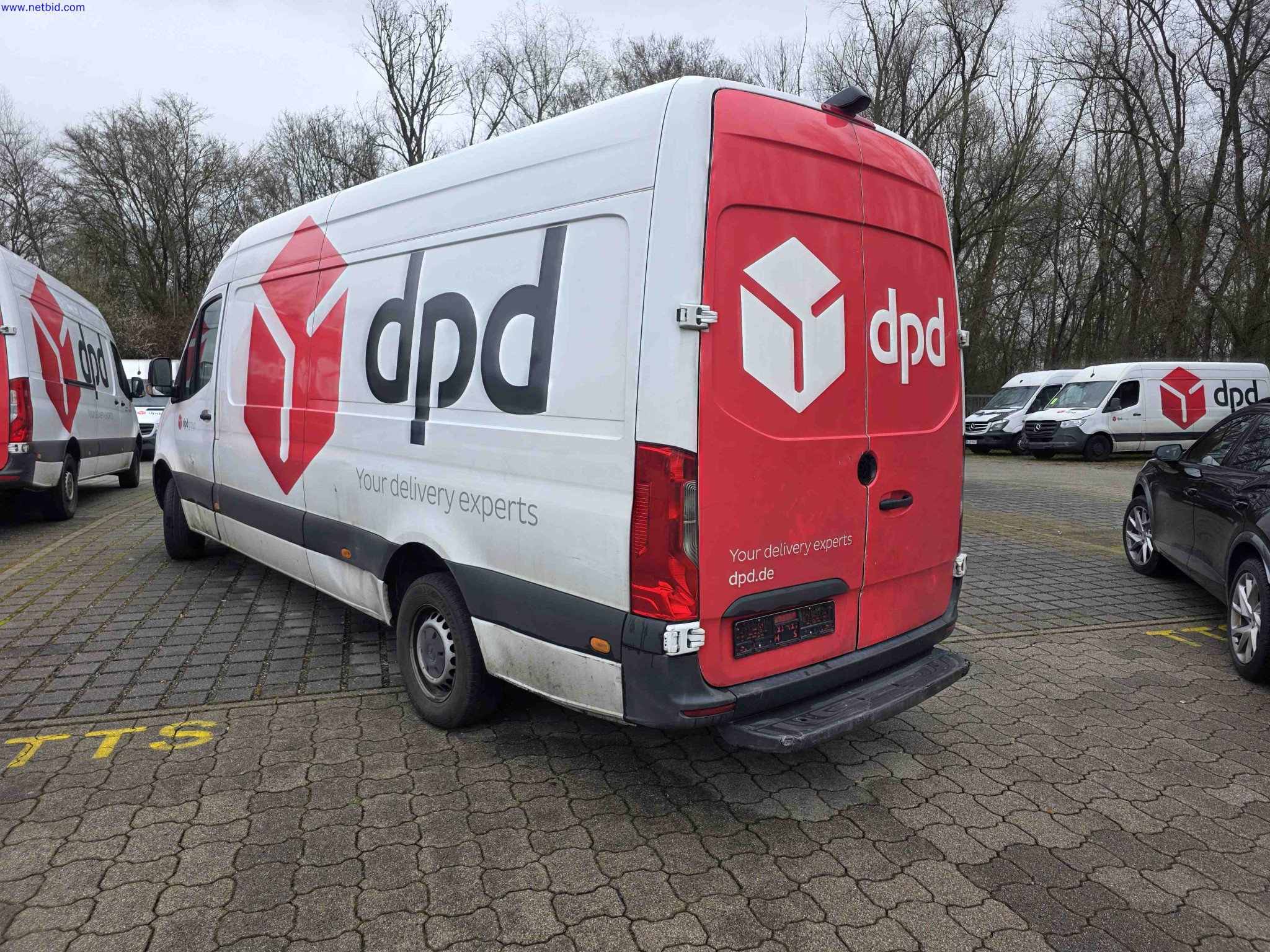 Kurier-, Express- und Paketdienst, Paket-Transporte, Spedition, Logistik-3
