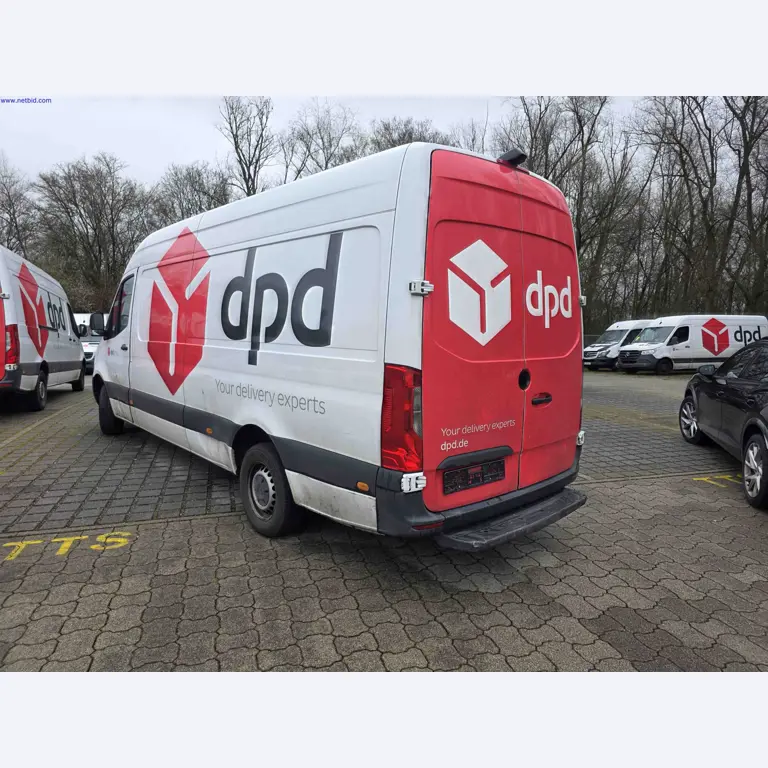 Courier, Express, and Parcel Services, Parcel Shipping, Freight Forwarding, Logistics-3