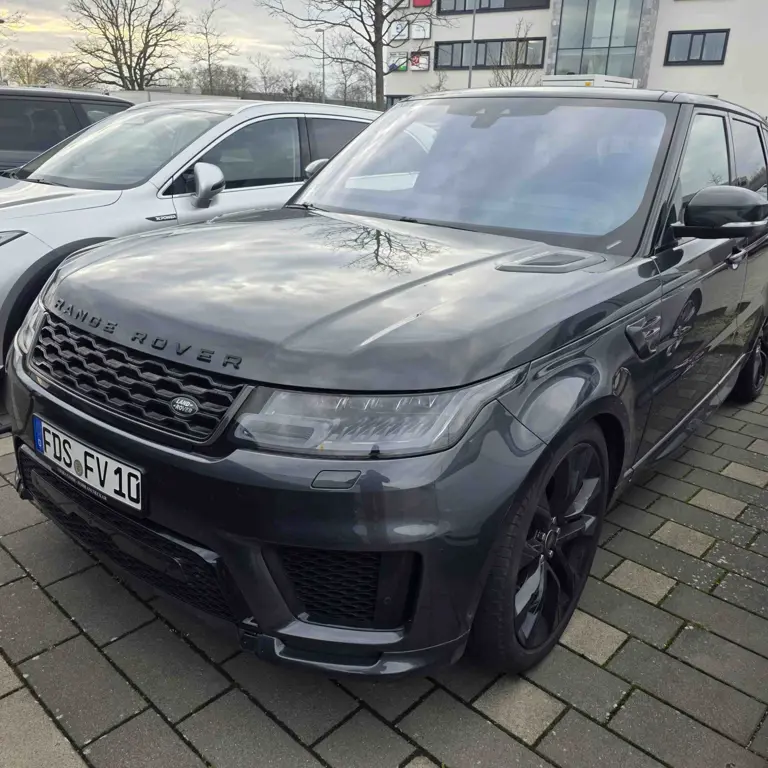 Passenger car Range Rover Sport