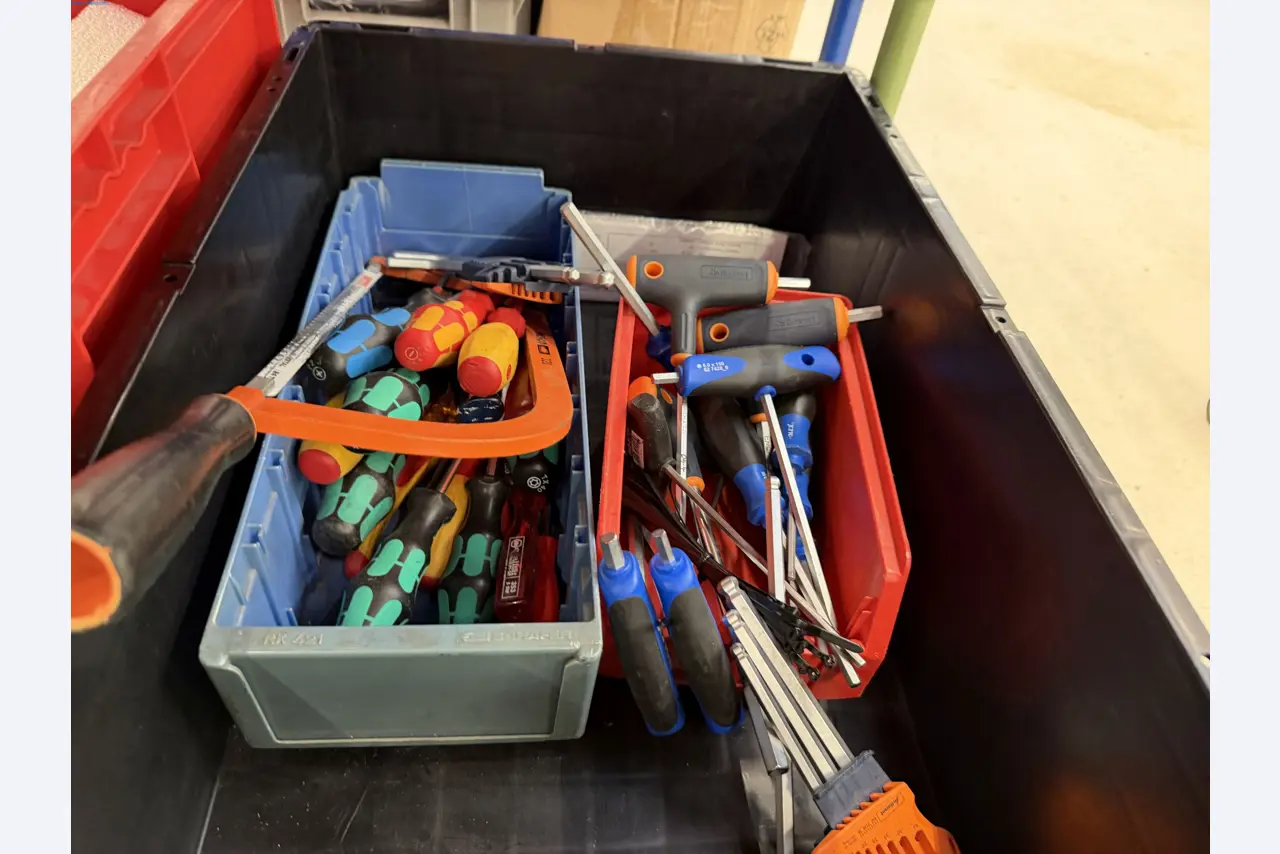 Metalworking machinery and equipment-6