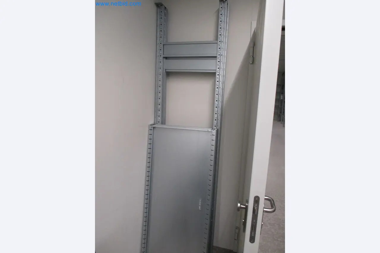 Metallverarbeitende Maschinen- und Anlagen-3
