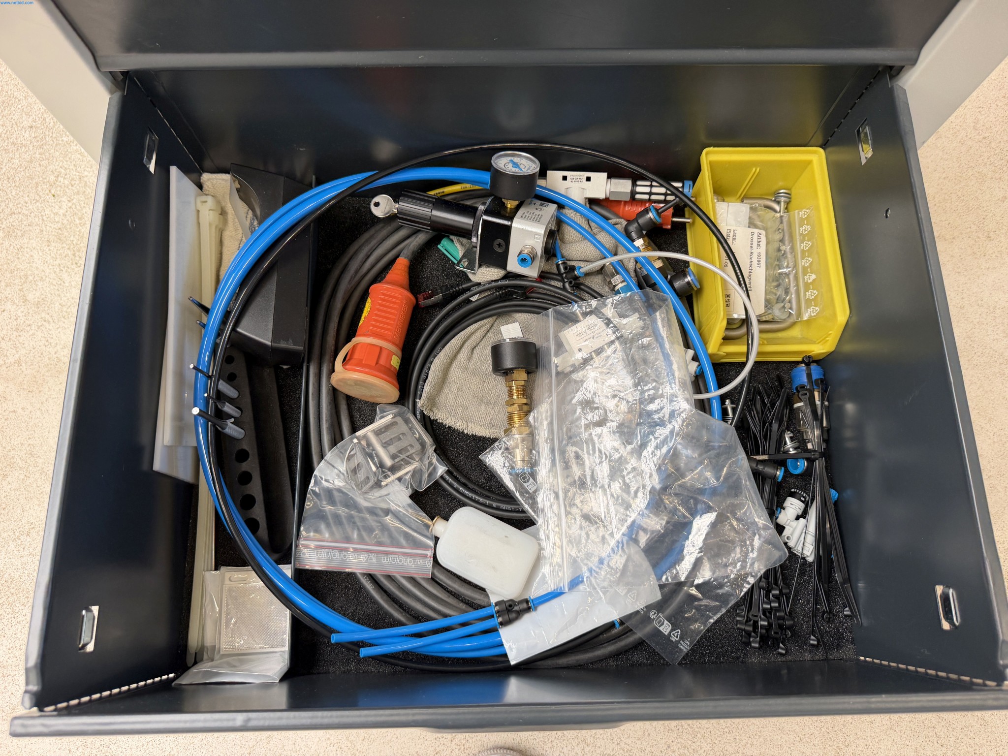 Metallverarbeitende Maschinen- und Anlagen-8