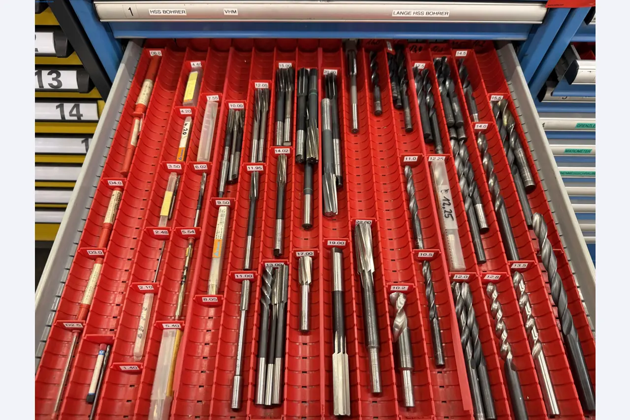 Metallverarbeitende Maschinen- und Anlagen-3