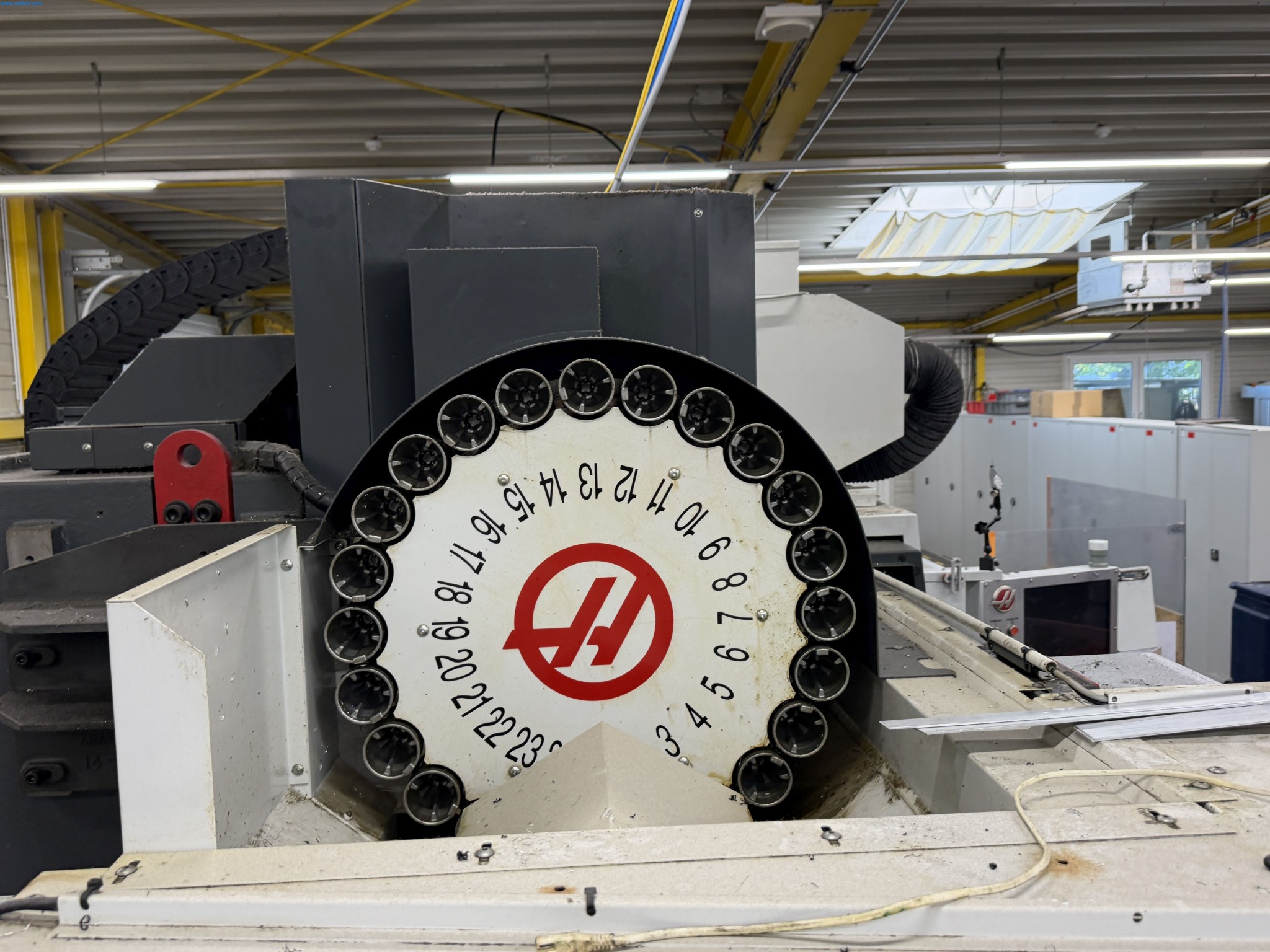 Metallverarbeitende Maschinen- und Anlagen-12
