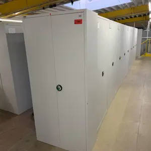 Posten Blechschränke überw. Delta-V