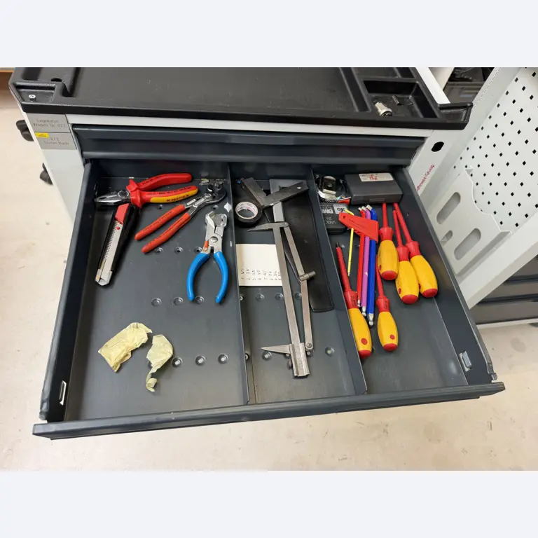 Metallverarbeitende Maschinen- und Anlagen-22