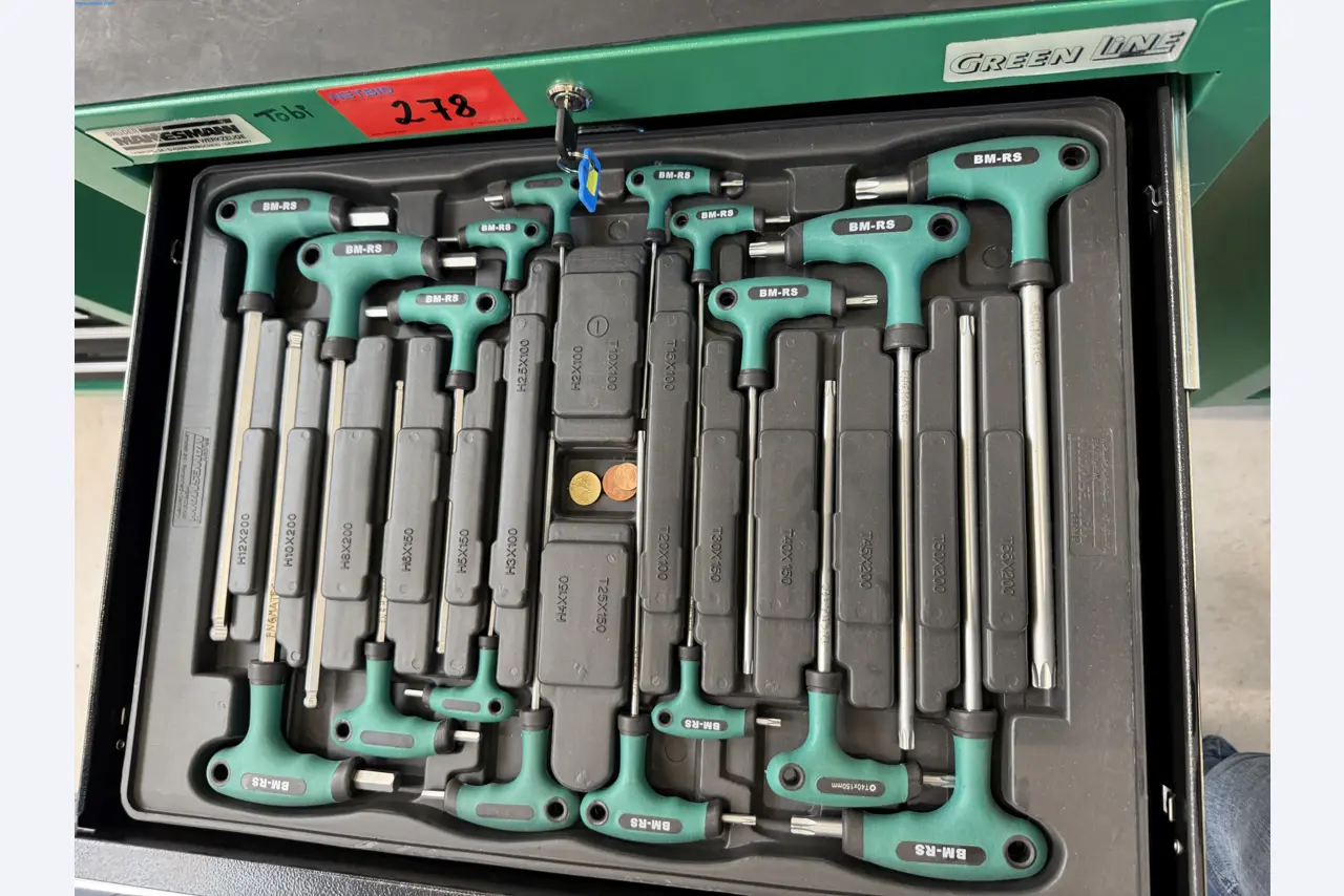 Metallverarbeitende Maschinen- und Anlagen-12