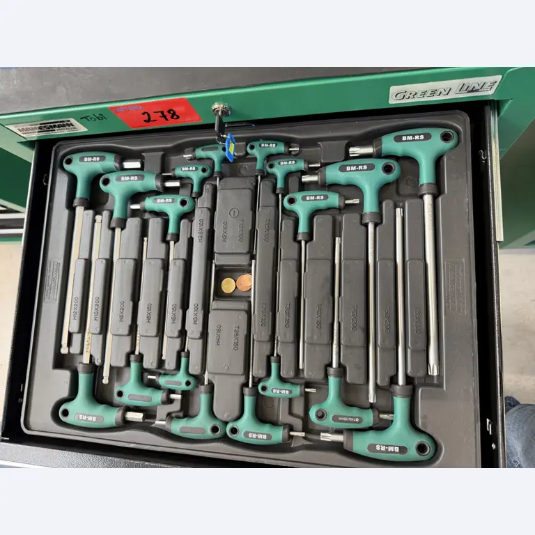 Metallverarbeitende Maschinen- und Anlagen-12