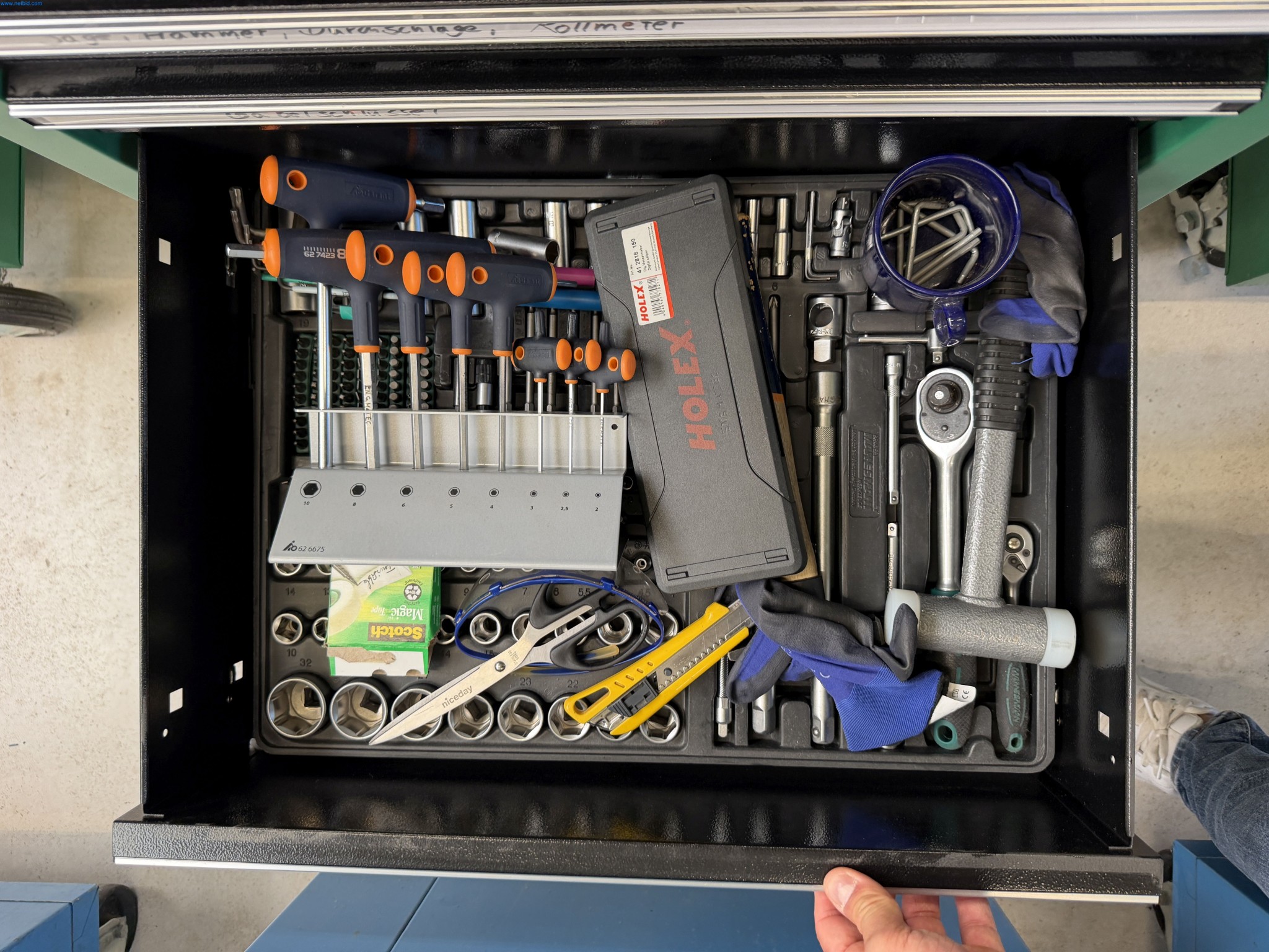 Metalworking machinery and equipment-17