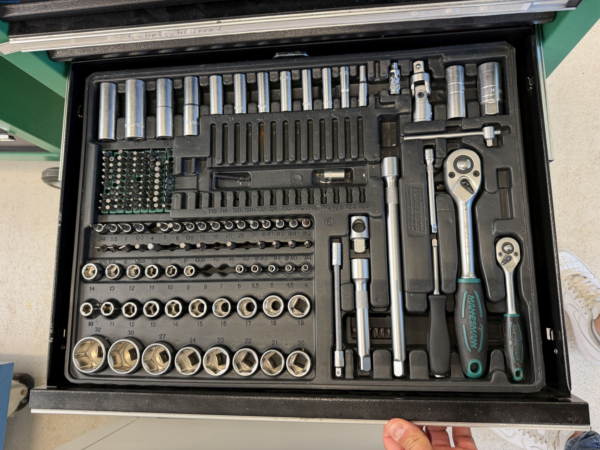 Metalworking machinery and equipment-4