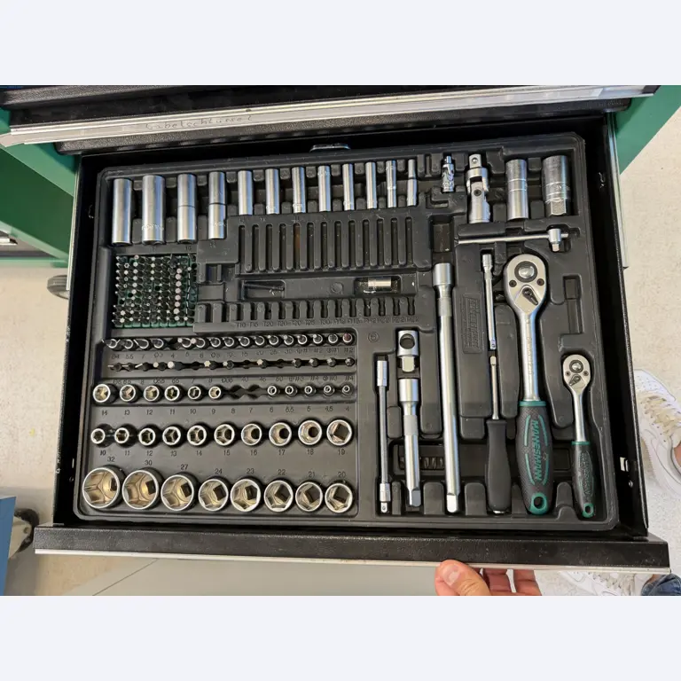 Metallverarbeitende Maschinen- und Anlagen-4
