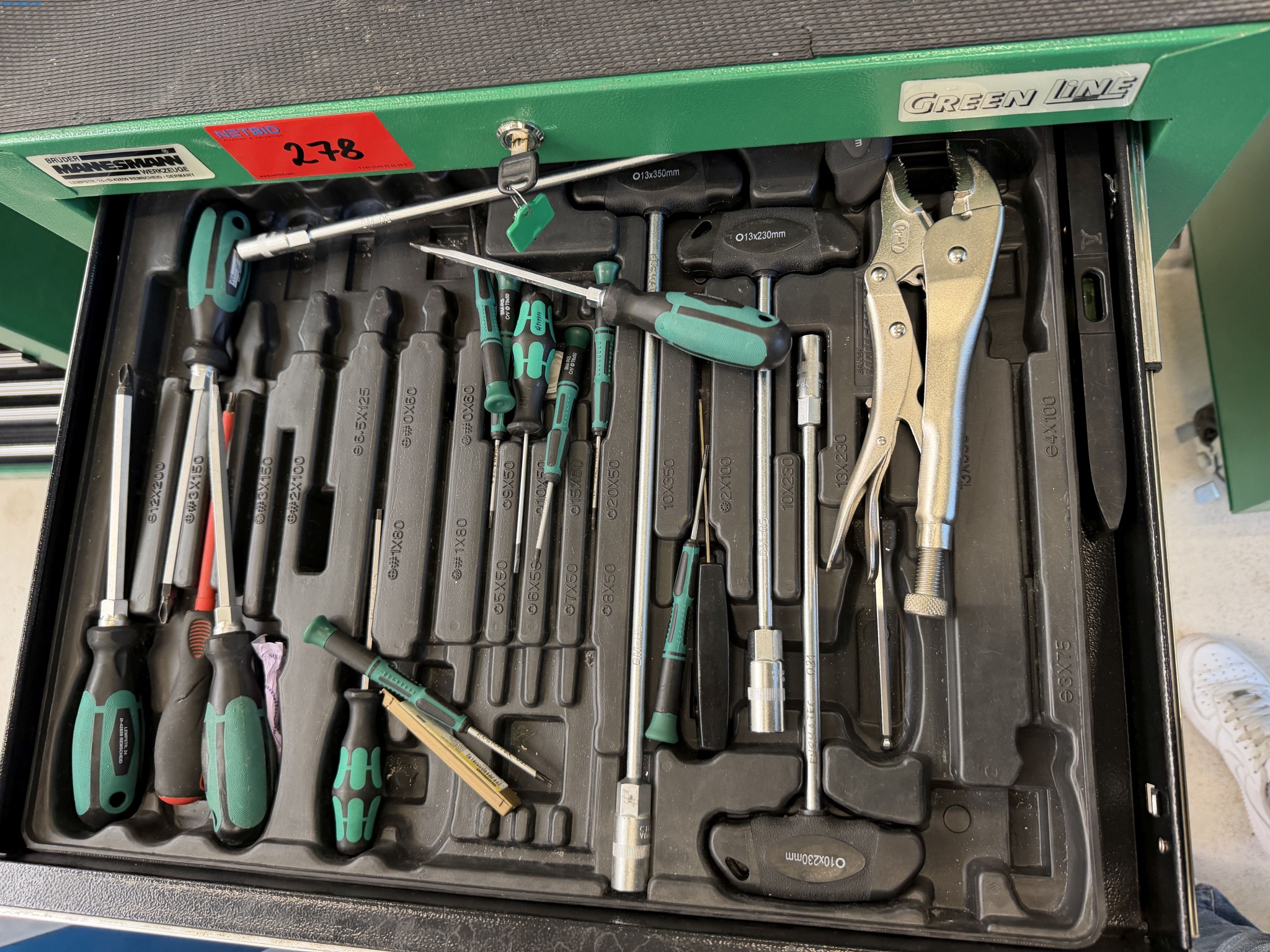 Metalworking machinery and equipment-8