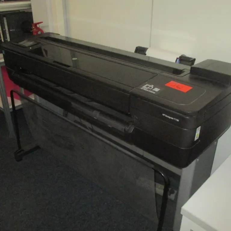 Plotrovací stroj HP DesignJet T730